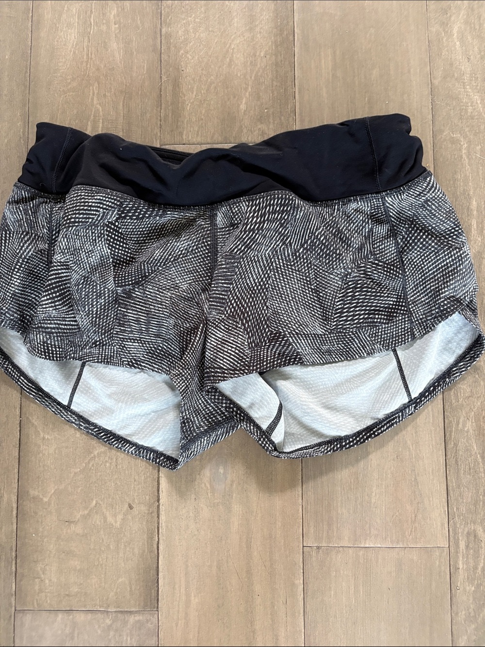 lululemon athletica Black & White Patterned Women's Athletic Shorts